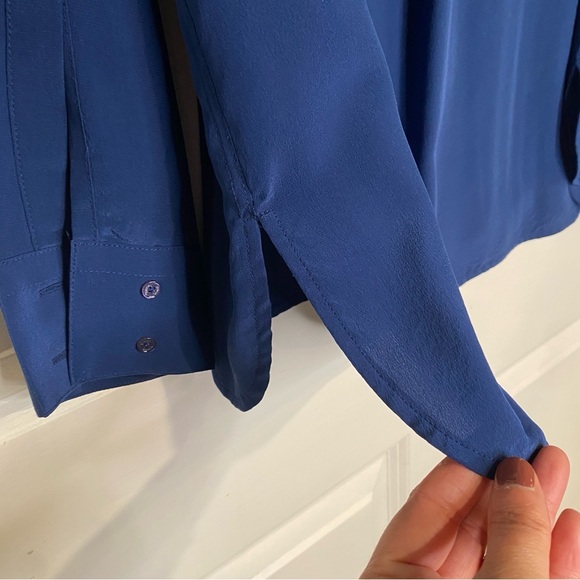 Vince Blue Silk Oversized Pocket Blouse Button Front Shirt Size 10 - Picture 5 of 12